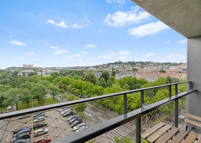 Lam Art Deco Castle View - Ac - Balcony Apartment